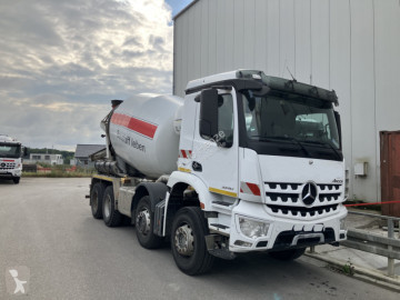 Autres camions Mercedes