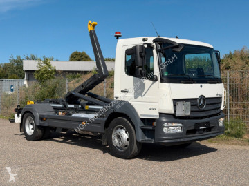 Camion multibenne Mercedes