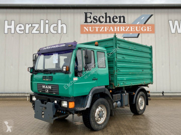 Camion benne MAN