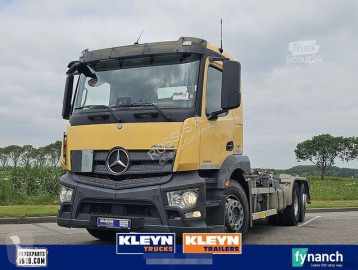 Camion camion-citerne feux de forêts