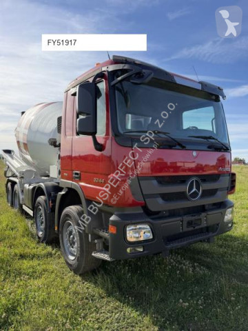 Camion béton toupie / Malaxeur Mercedes