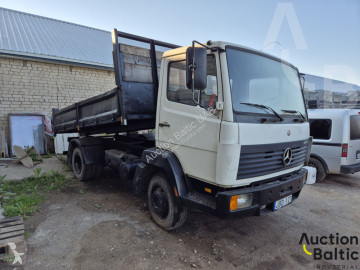 Mercedes814
