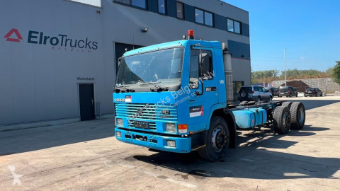 Camion châssis Volvo
