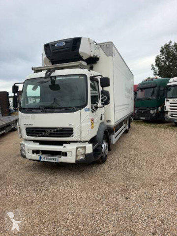 Camion frigo Volvo