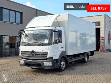 Camião furgão Mercedes