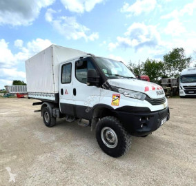 Camión volquete Iveco