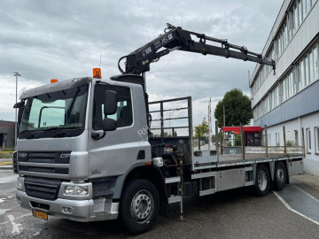 Camion grue DAF