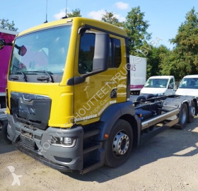 Vrachtwagen chassis MAN