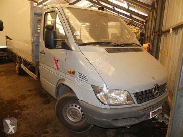 Camião estrado / caixa aberta caixa aberta Mercedes