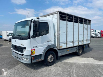 MercedesAtego818