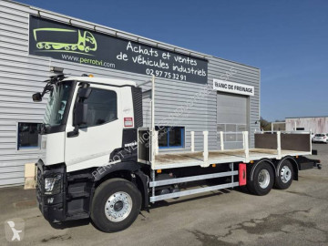 Camion plateau ridelles Renault