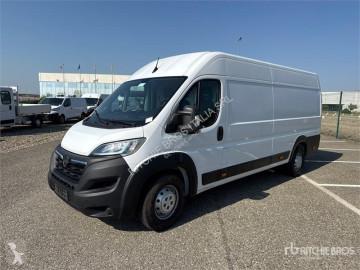 OpelMovano