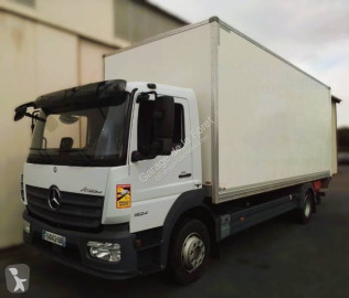 MercedesAtego1524