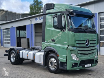 Mercedes