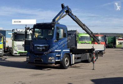 Camion plateau MAN