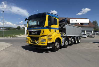 Camion benne MAN
