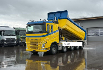 Camion benne Volvo