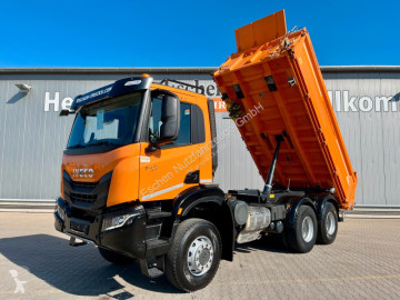 Camion tri-benne Iveco