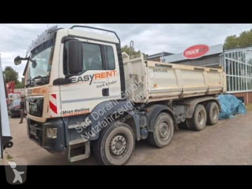 Camion benne MAN
