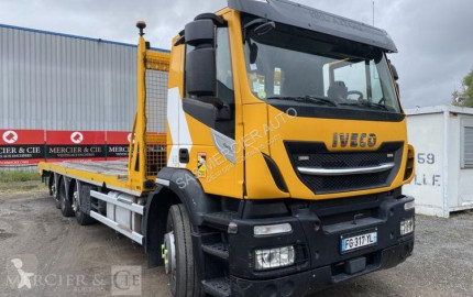 Вантажівка трал Iveco
