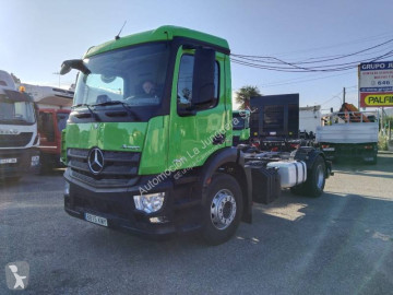 MercedesAntos1827 L