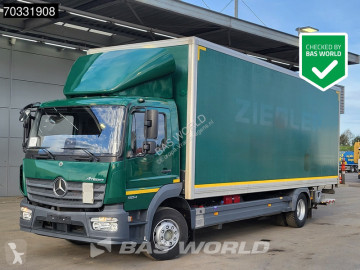 Vrachtwagen bakwagen Mercedes