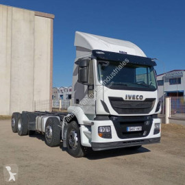 Camión chasis Iveco