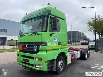 Mercedes chassis truck