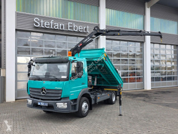 Kamion trojitá korba Mercedes