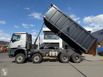 Teherautó Mercedes Arocs 4145 8x8 like new!