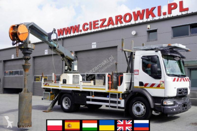 Kamion vrtací stroj Renault