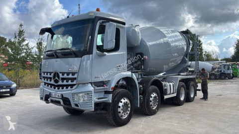 MercedesArocs3240