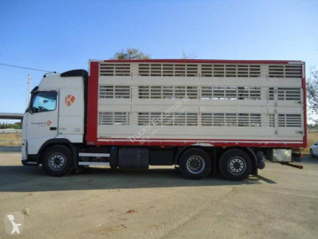 Camión para ganado Volvo