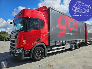 Scania függönyponyvaroló teherautó
