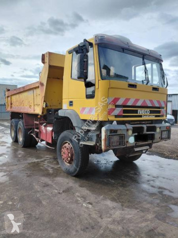 Camión volquete Iveco