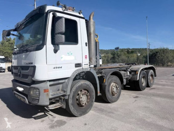 MercedesActros4141