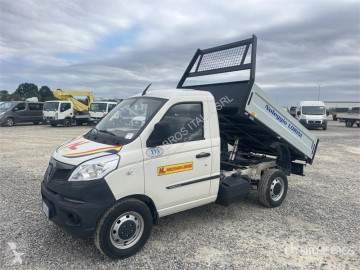 Camion benă Piaggio