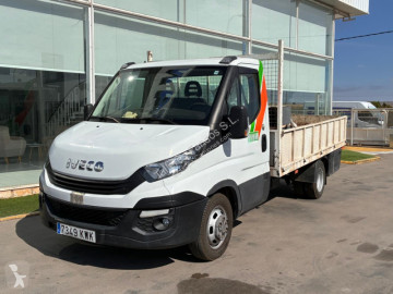 Camião estrado / caixa aberta caixa aberta Iveco