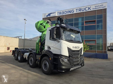 Camion multiplu Iveco nou