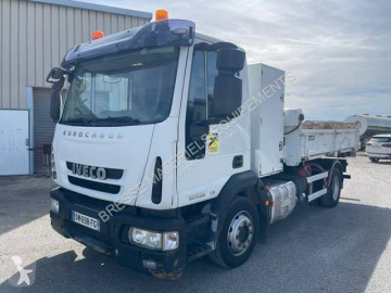 Camião tri-basculante Iveco