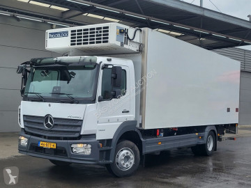Camião Mercedes
