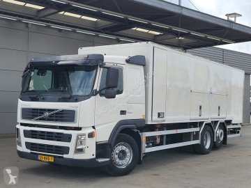 Camião Volvo