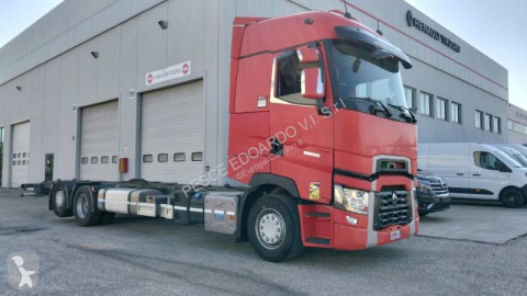 RenaultT-High480 P6X2 E6