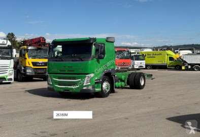 Camion sasiu Volvo