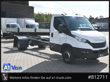 Camião estrado / caixa aberta Iveco