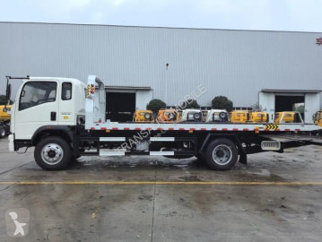 Camion vehicul de tractare nou