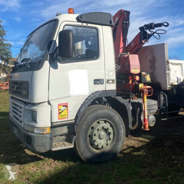 Camião bi-basculante Volvo