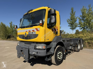 Camião chassis Renault