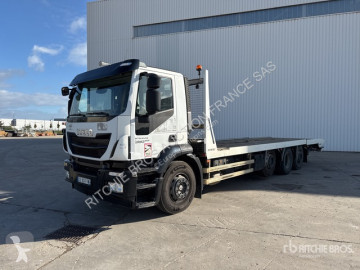 Kamion plošina standardní Iveco