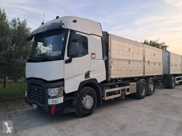 Kamion s návěsem plošina bočnice Renault